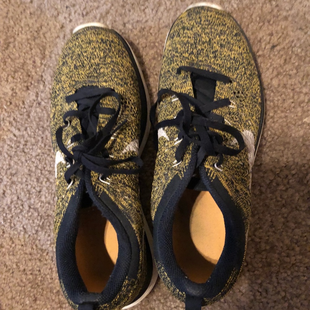 Nike flynit 2.0 running shoes